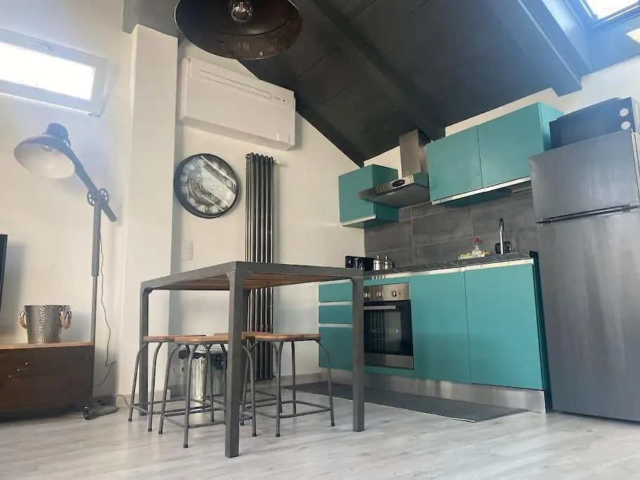 Industrial Cozy Loft Apartman Milánó